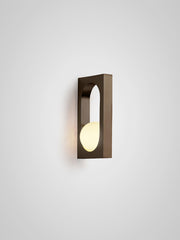 Mythos Wall Light